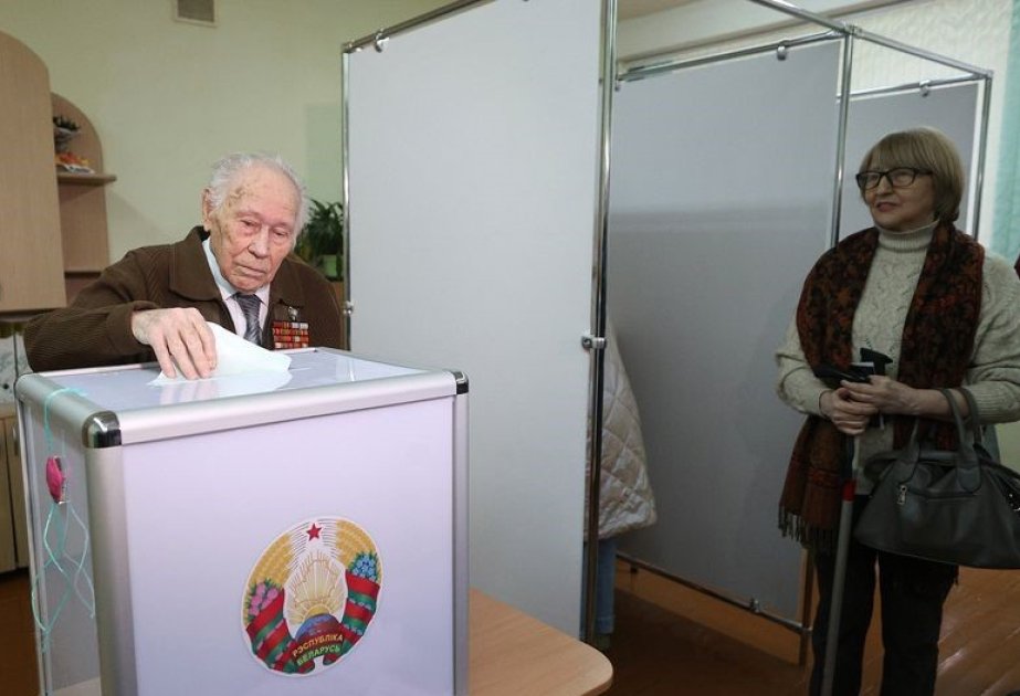 belarusda prezident seçkiləri ilə bağlı səsvermə keçirilir