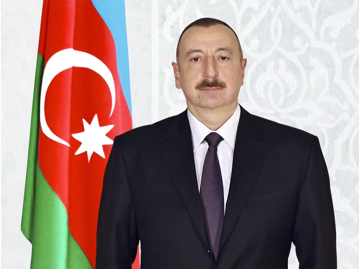 azərbaycan respublikası prezidentinin fərmanı