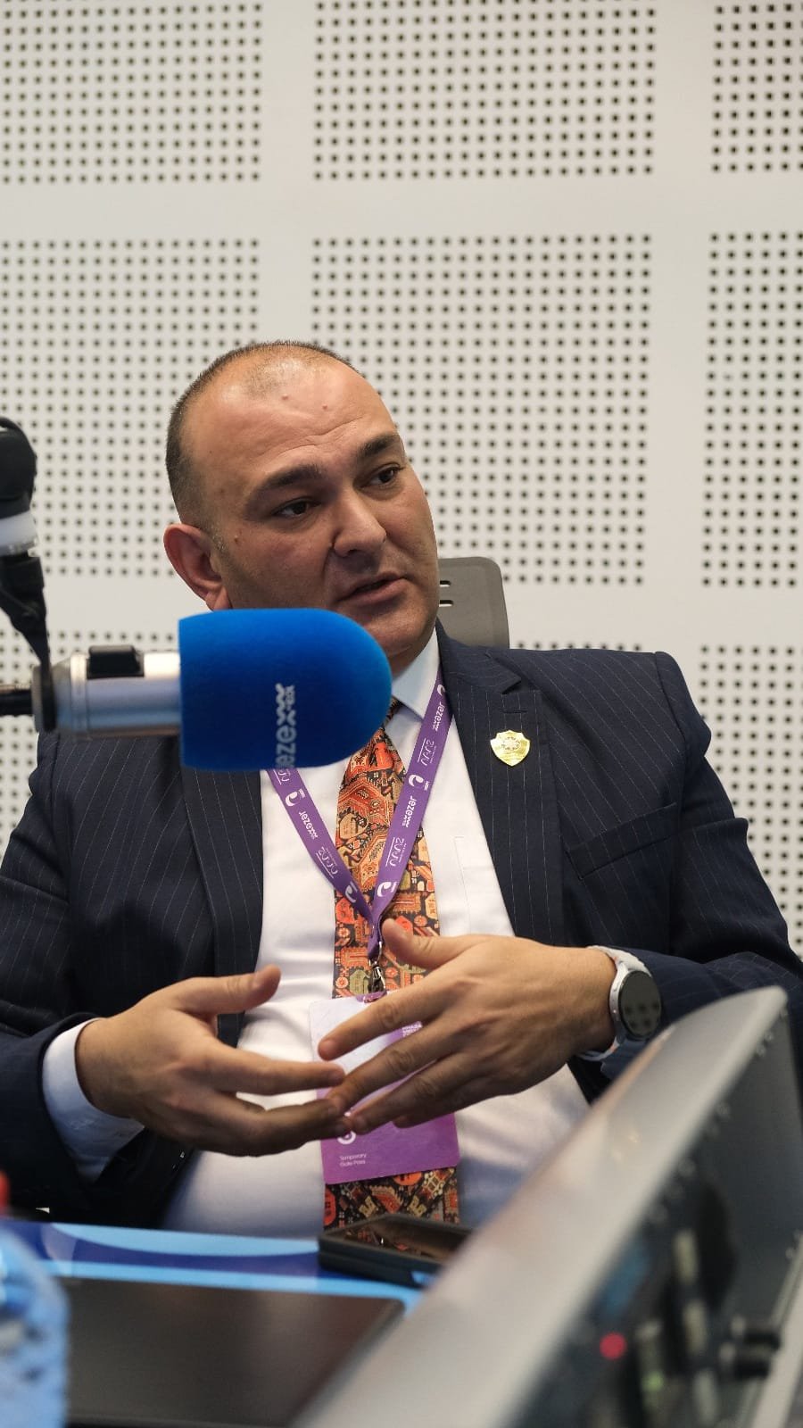 ismayıl zalov'un xəzər tv radiosuna çıxışı