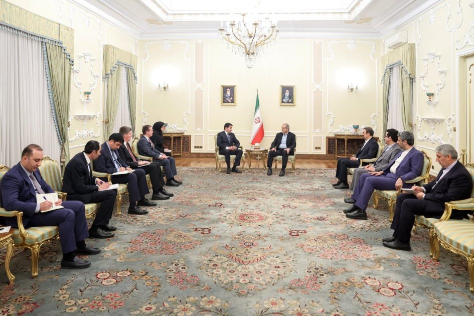 iran prezidenti məsud pezeşkian azərbaycana səfərə dəvət edilib