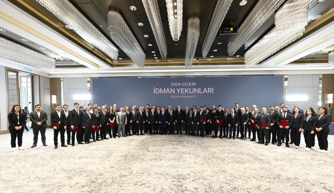 bu gün azərbaycan gəncləri günüdür