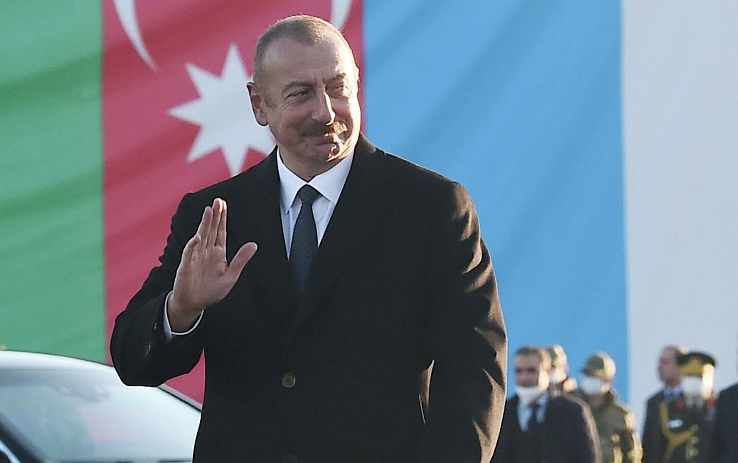 ilham əliyev müasir azərbaycanın ən görkəmli siyasi liderlərindən biridir. o, atasının—ümummilli lider heydər əliyevin siyasi irsini uğurla davam etdirərək ölkənin hərtərəfli inkişafına böyük töhfələr verib.