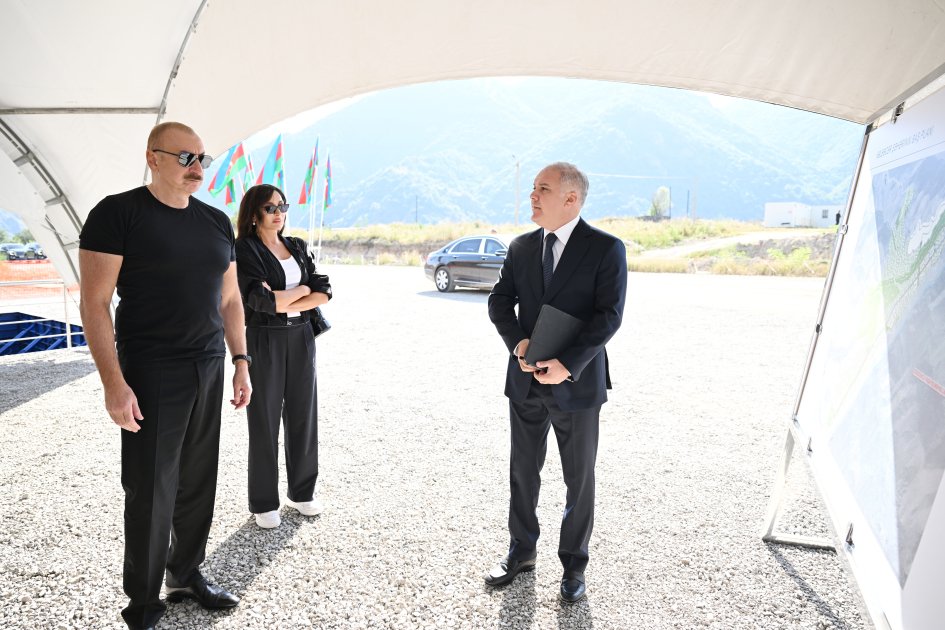 kəlbəcər şəhərində 4-cü yaşayış kompleksinin təməli qoyulub yenilənib