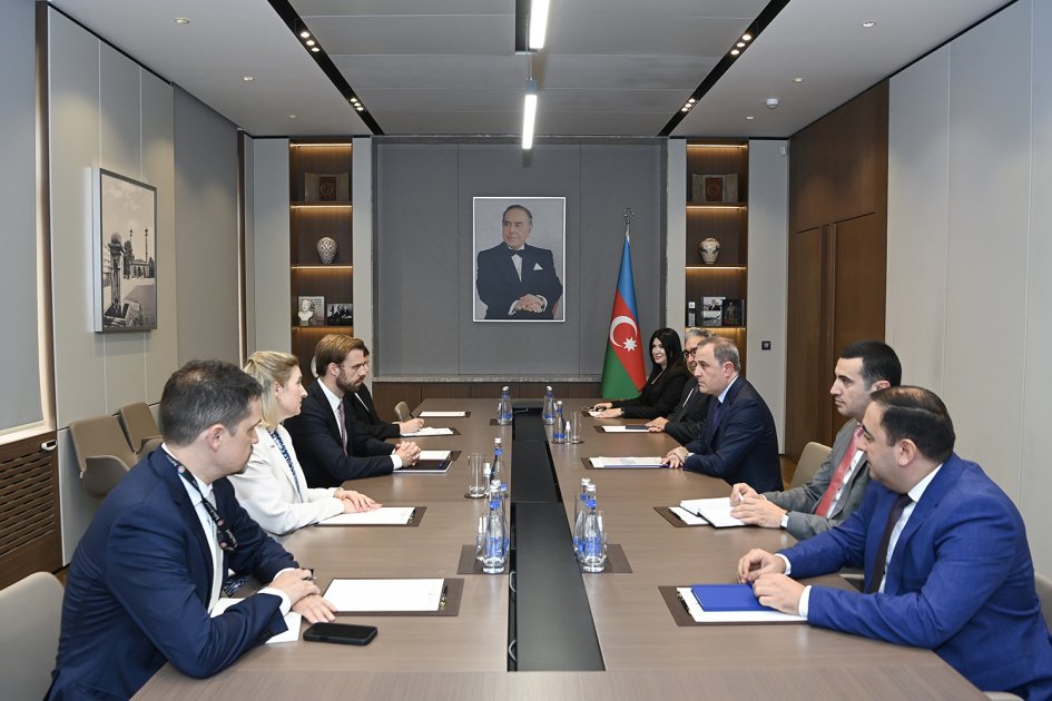 azərbaycanın xarici işlər naziri abş dövlət departamentinin rəsmisi ilə regional və beynəlxalq təhlükəsizlik məsələlərini müzakirə edib