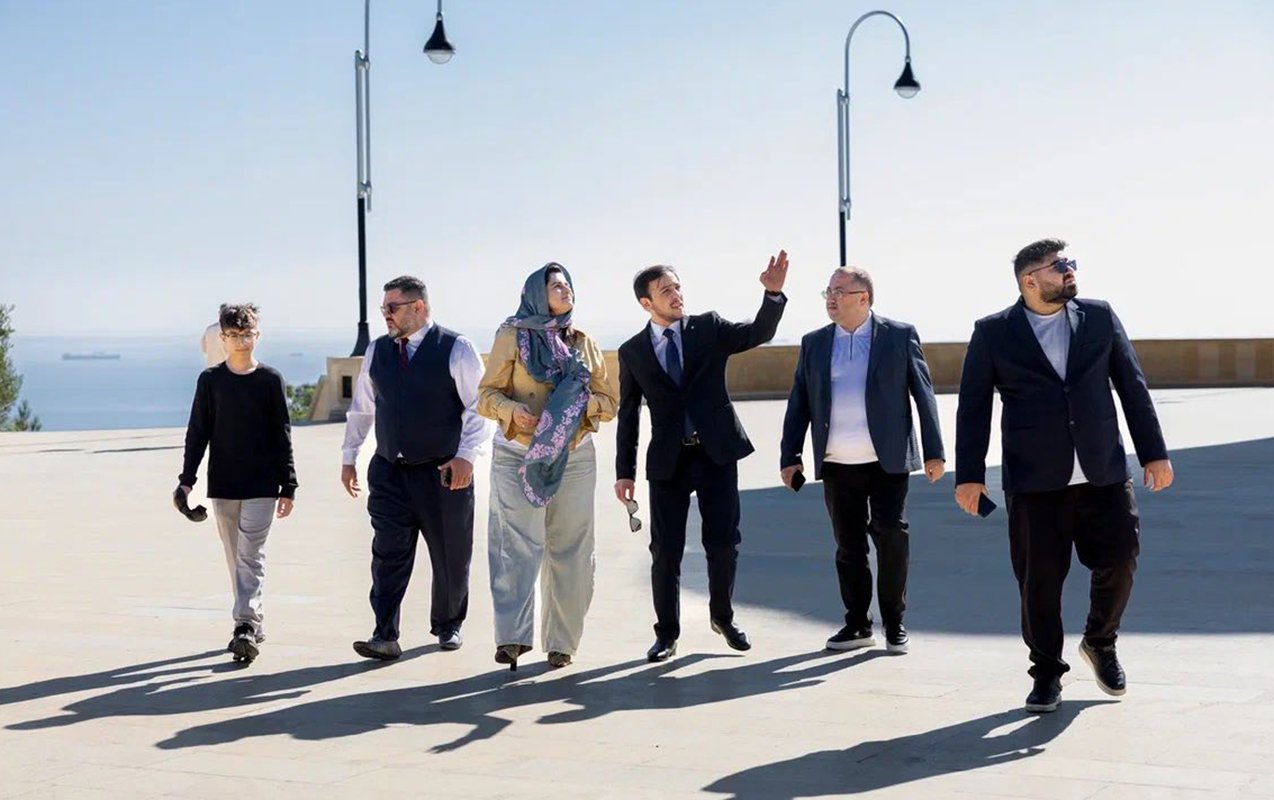 rəsul quliyevin ailəsi 30 ildən sonra bakıda - fotolar