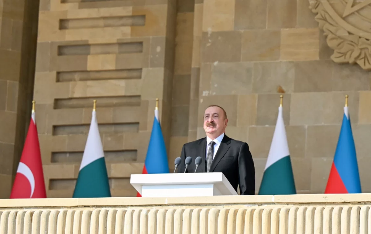 prezident ilham əliyev hərbi paradla bağlı daha bir paylaşım edib
