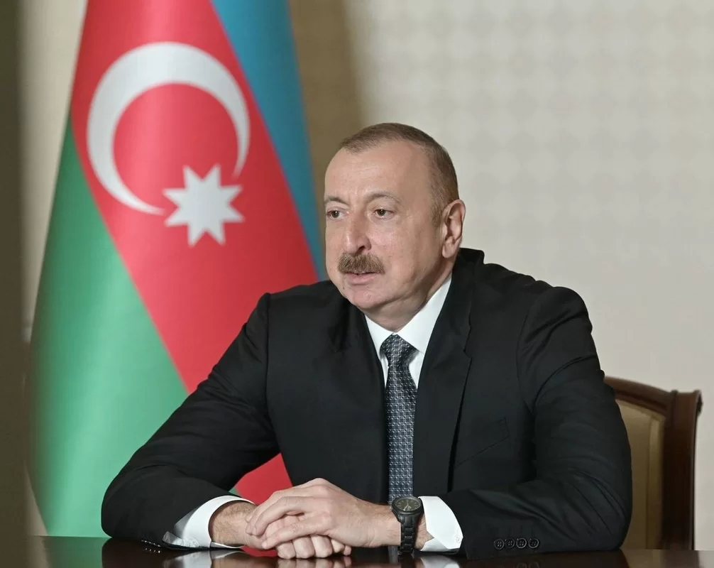 ilham əliyev nikuşor danı təbrik edib