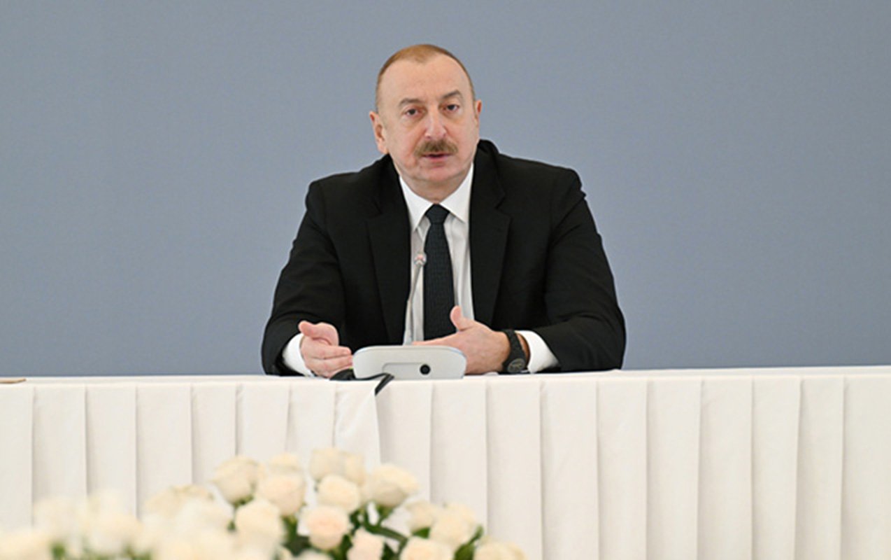 “məktəblərdə tədris proqramına dəyişikliklər edilməlidir”