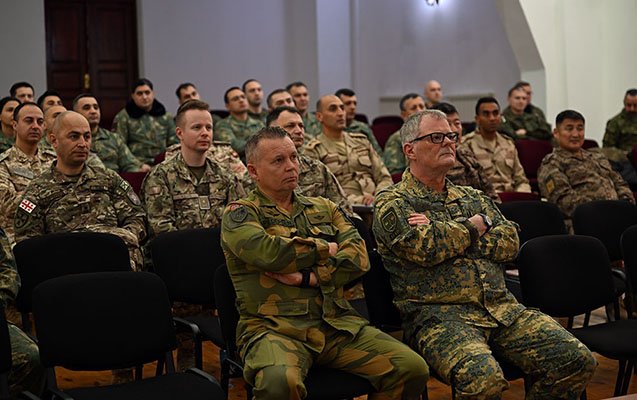 bakıda nato-nun təlim kursu keçirilir - fotolar