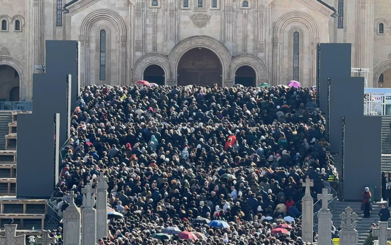 patriarx ii iliya ilə vida mərasimi keçirilir - fotolar