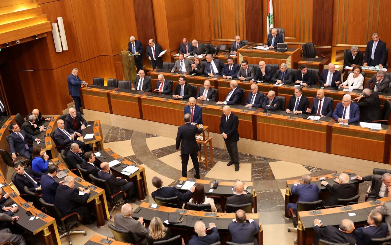 bu ölkə müharibəyə görə parlament seçkilərini təxirə saldı