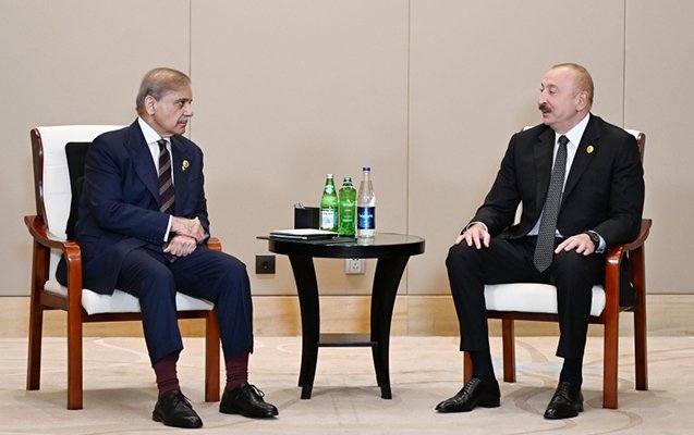 şahbaz şərif prezidentə zəng etdi