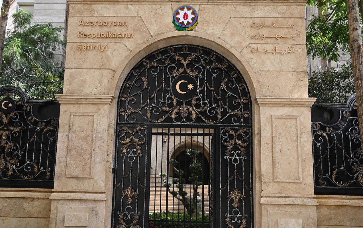 irandakı səfirliyimiz fəaliyyətini bərpa etdi