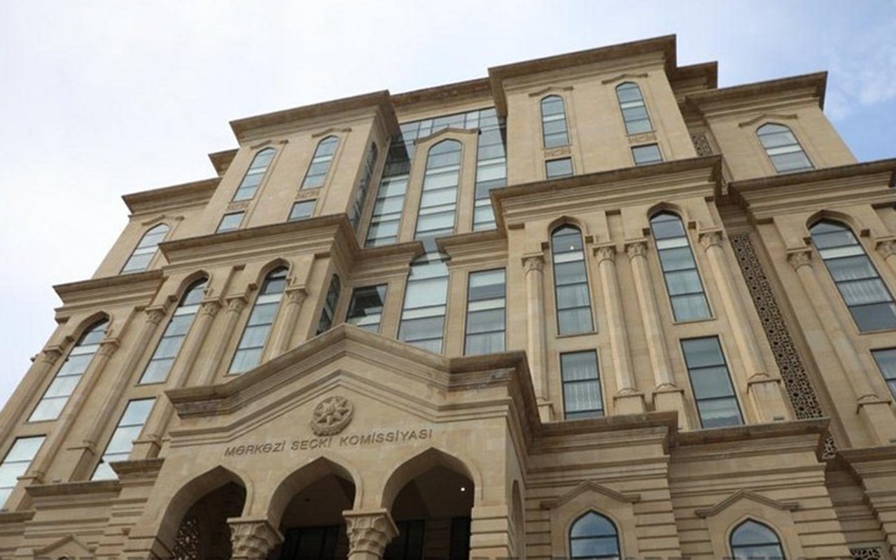 siyasi partiyalar maliyyə hesabatlarını təqdim etdi