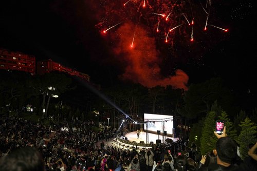 Xətai rayonunda Ümummilli lider Heydər Əliyevin anadan olmasının 103 illiyinə həsr olunmuş möhtəşəm konsert proqramı və atəşfəşanlıq təşkil olunub