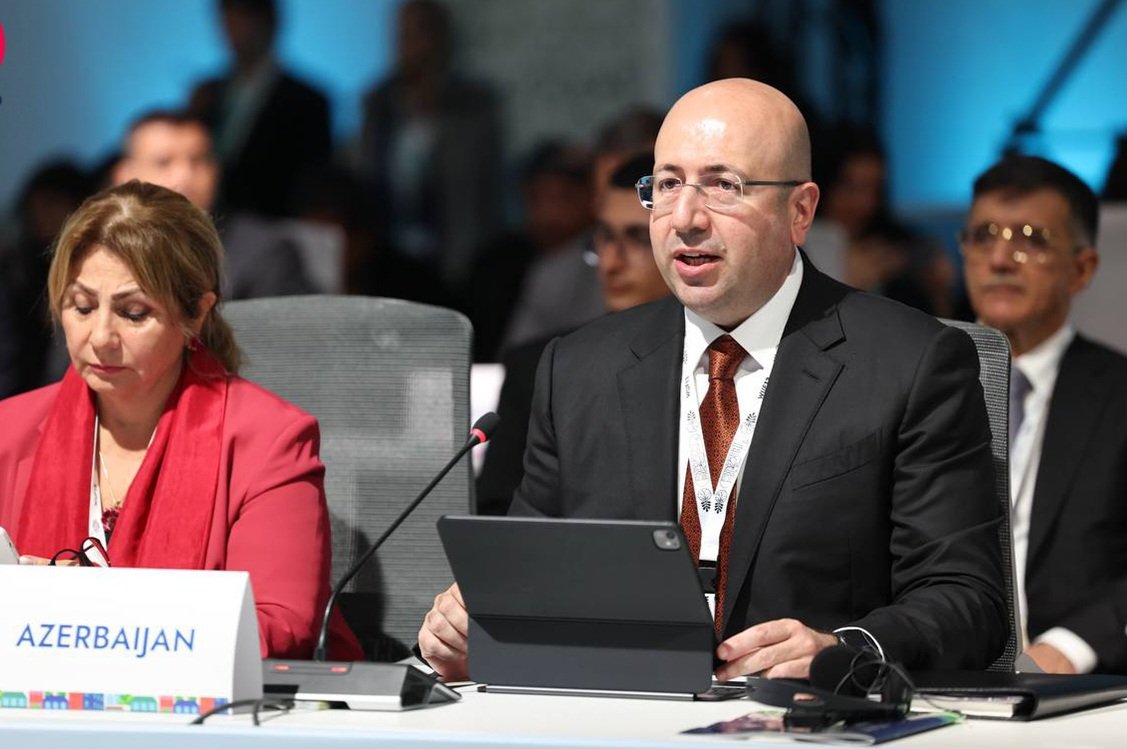 “wuf13-də bakının baş planına dair təqdimat keçiriləcək” - anar quliyev