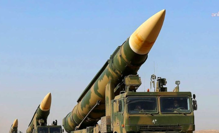 iran küveytə ballistik raket atıb