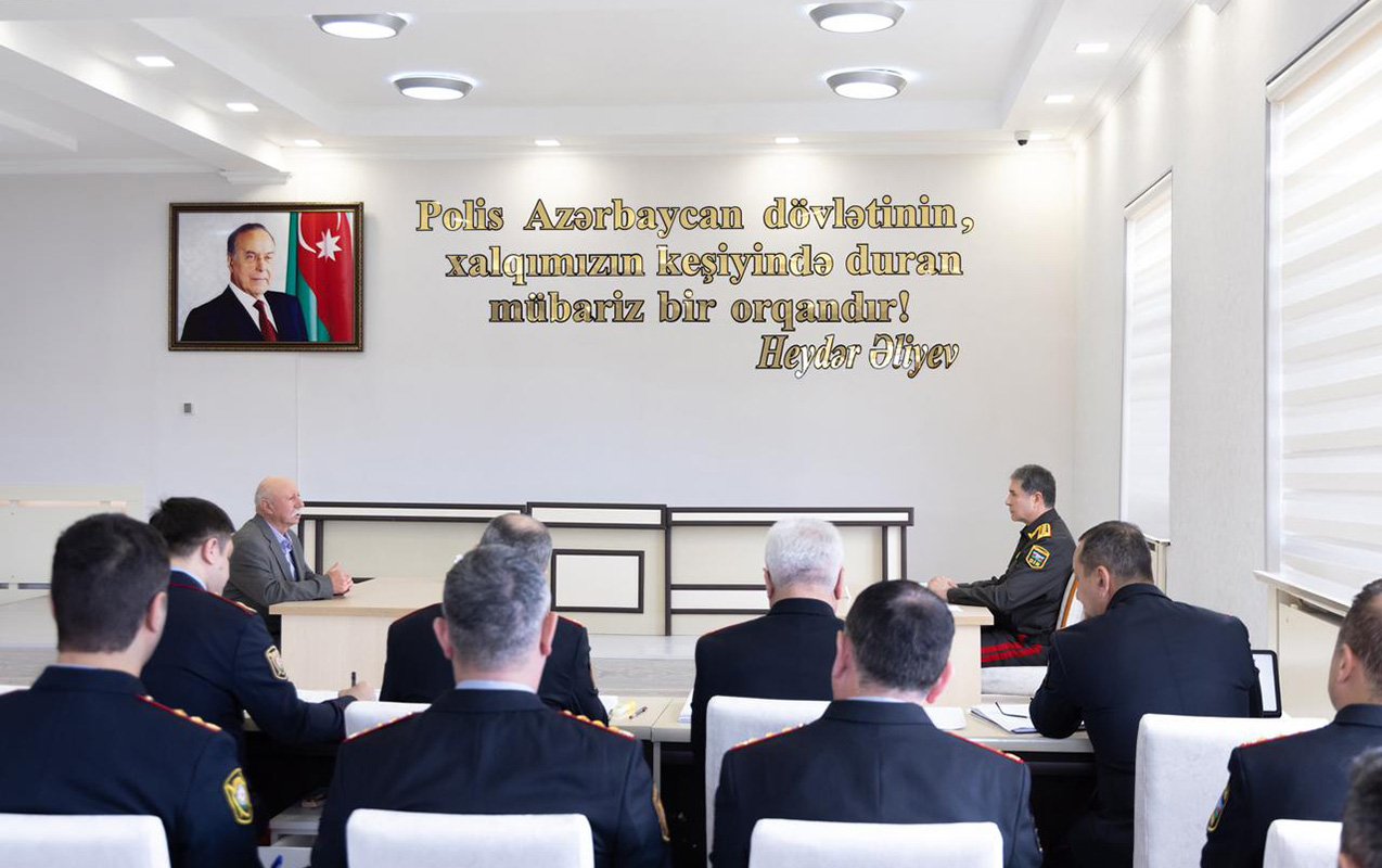 Vilayət Eyvazov rəislərə tapşırıqlar verdi - Foto-Video
