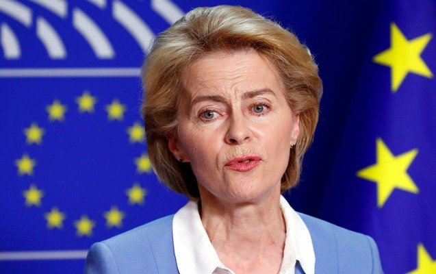 Ursula fon der Lyayen Azərbaycana gəlir