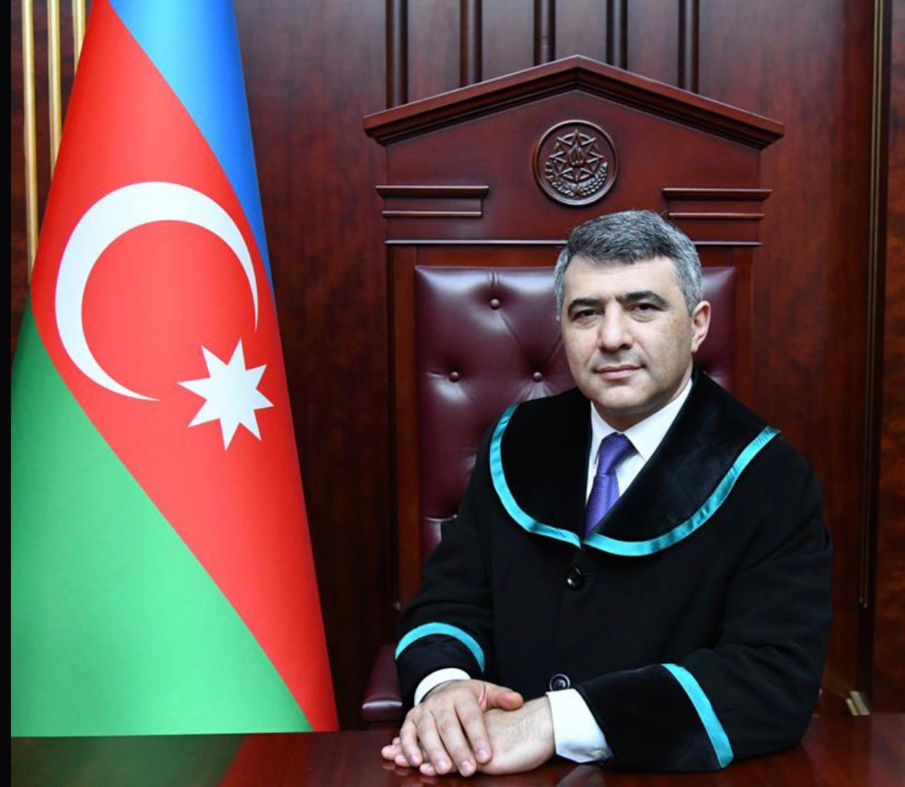 Beynəlxalq Hüquq Müdafiəçisi İsmayıl Zalov Ali Məhkəmənin sədri İnam Kərimovu doğum günü münasibətilə  Fransanın Paris şəhərindən təbrik etdi.