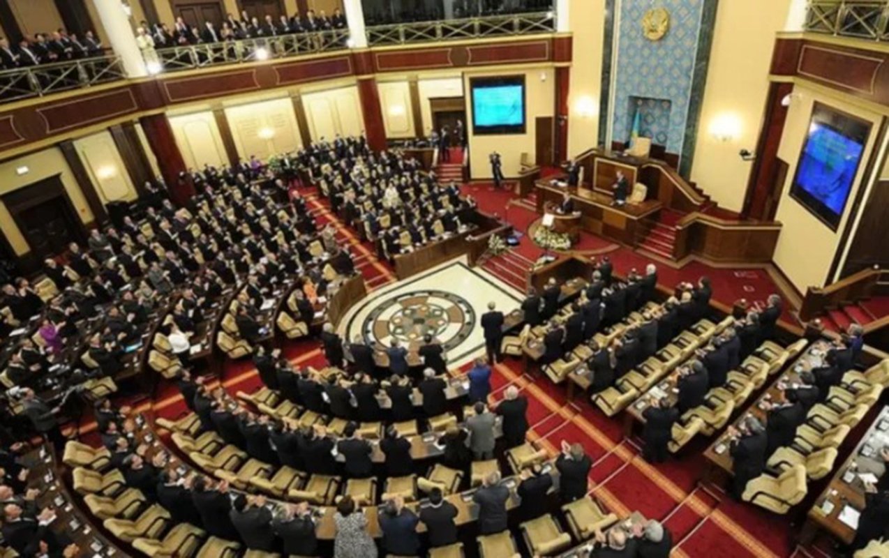 Qazaxıstan parlamentinə seçkilər bu tarixdə keçiriləcək